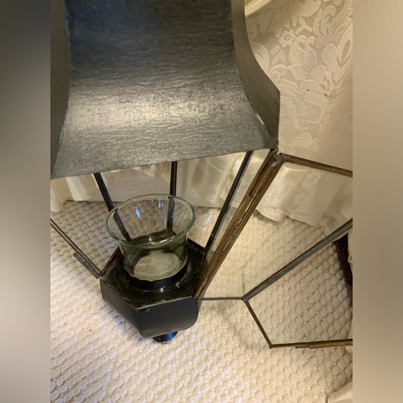 HANGING METAL LANTERN CANDLE HOLDER - Picture 4 of 6